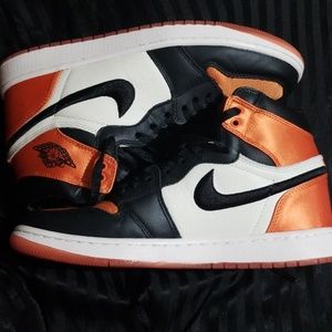 UA Jordan Satin Shattered Backboard